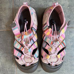 KEEN Multi Color Sandals size 6